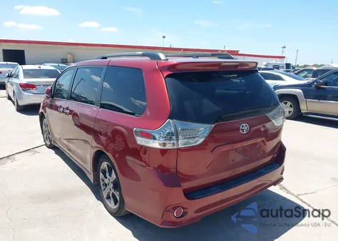 2014 Toyota Sienna Se 8 Passenger z USA, uszkodzony, nr VIN 5TDXK3DC2ES425609